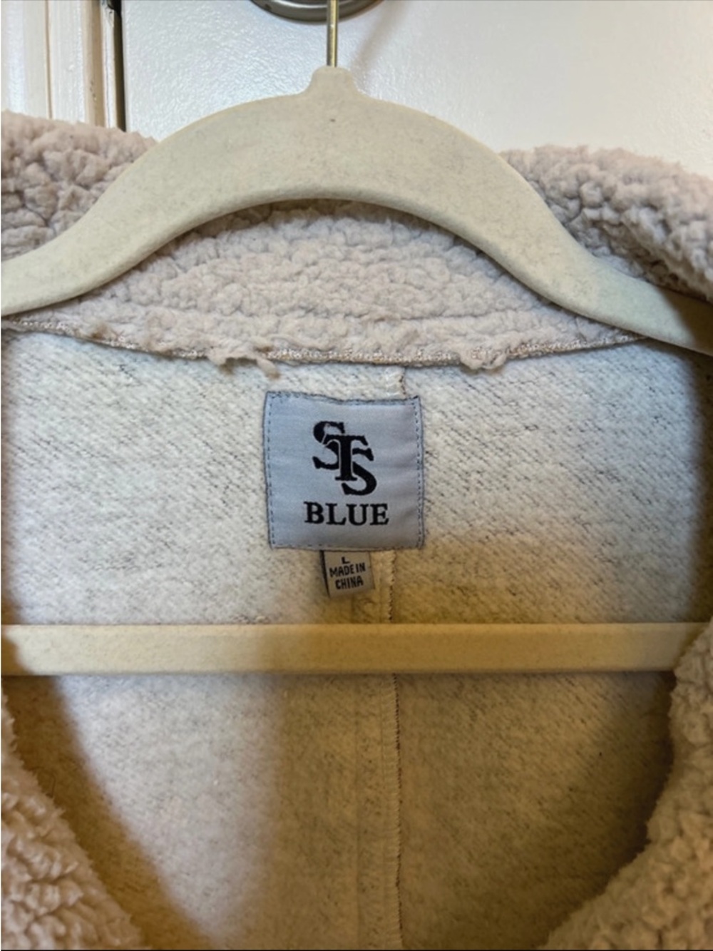 Sherpa Jacket - Picture 4 of 5